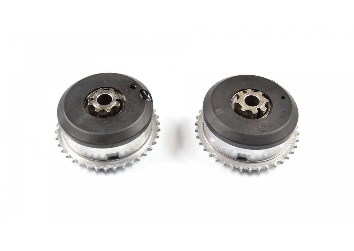 BMW N52 VANOS pre-LCI and LCI cam phaser comparison